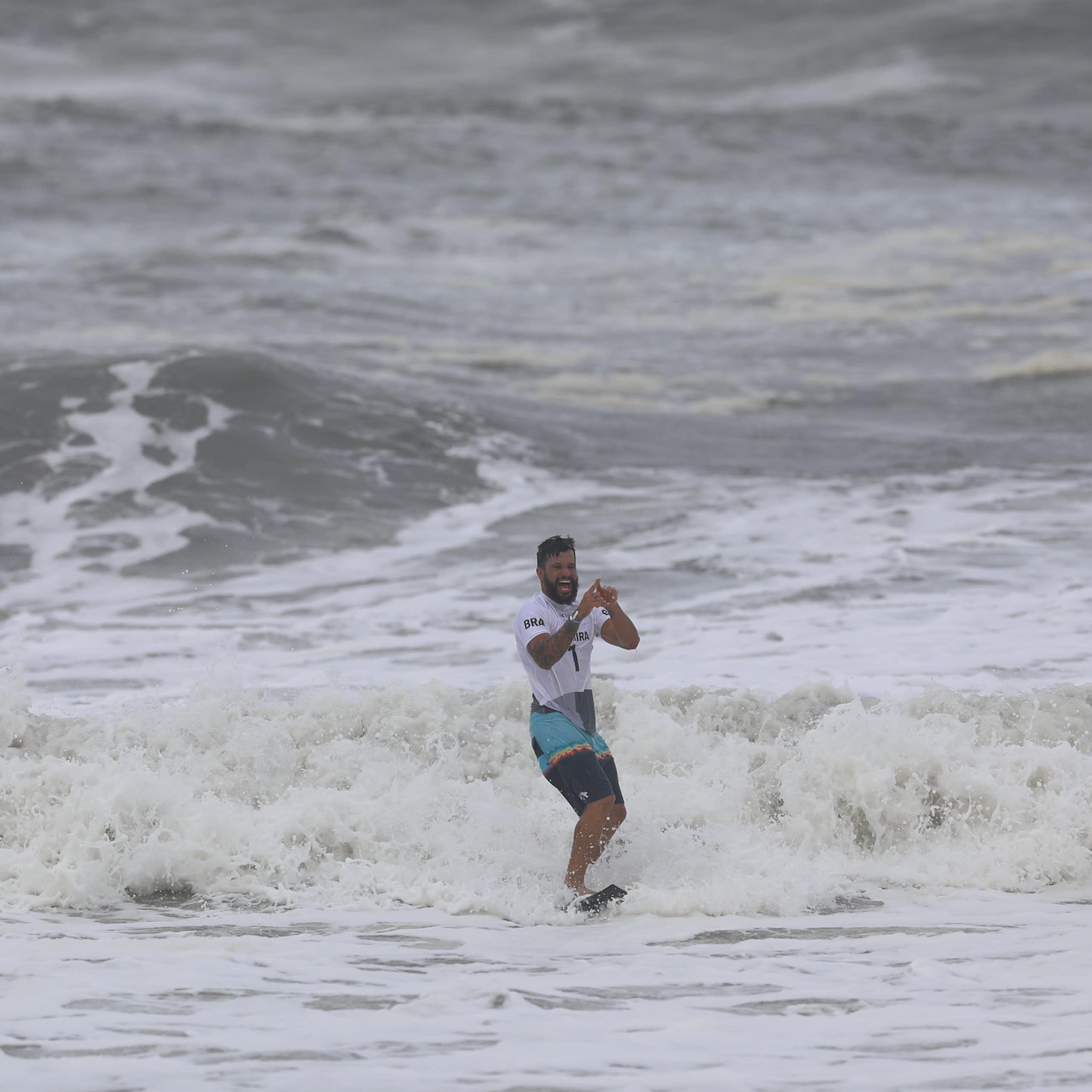 Los Juegos Olímpicos de 2024 revelan las contradicciones del surf