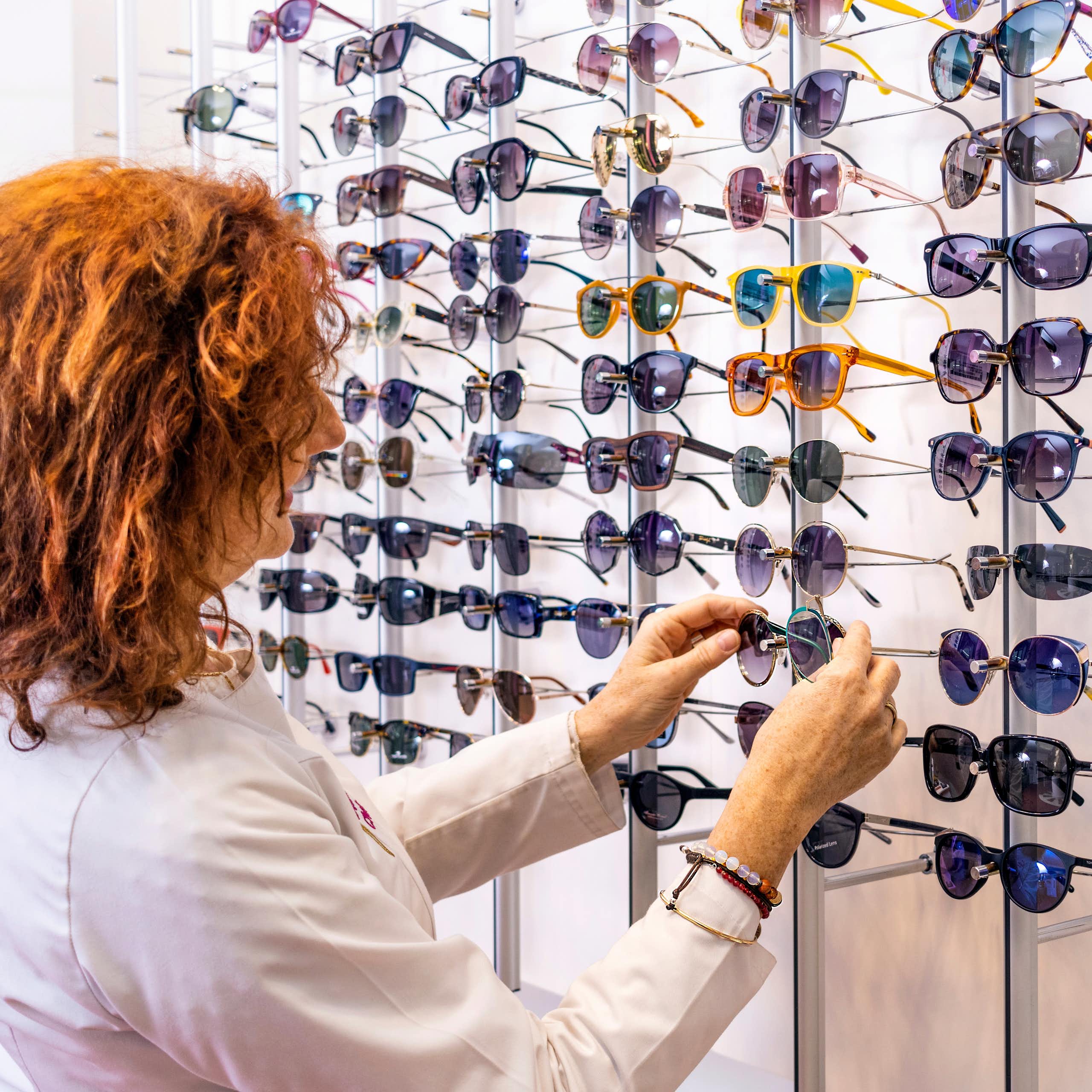 How to buy a good pair of sunglasses