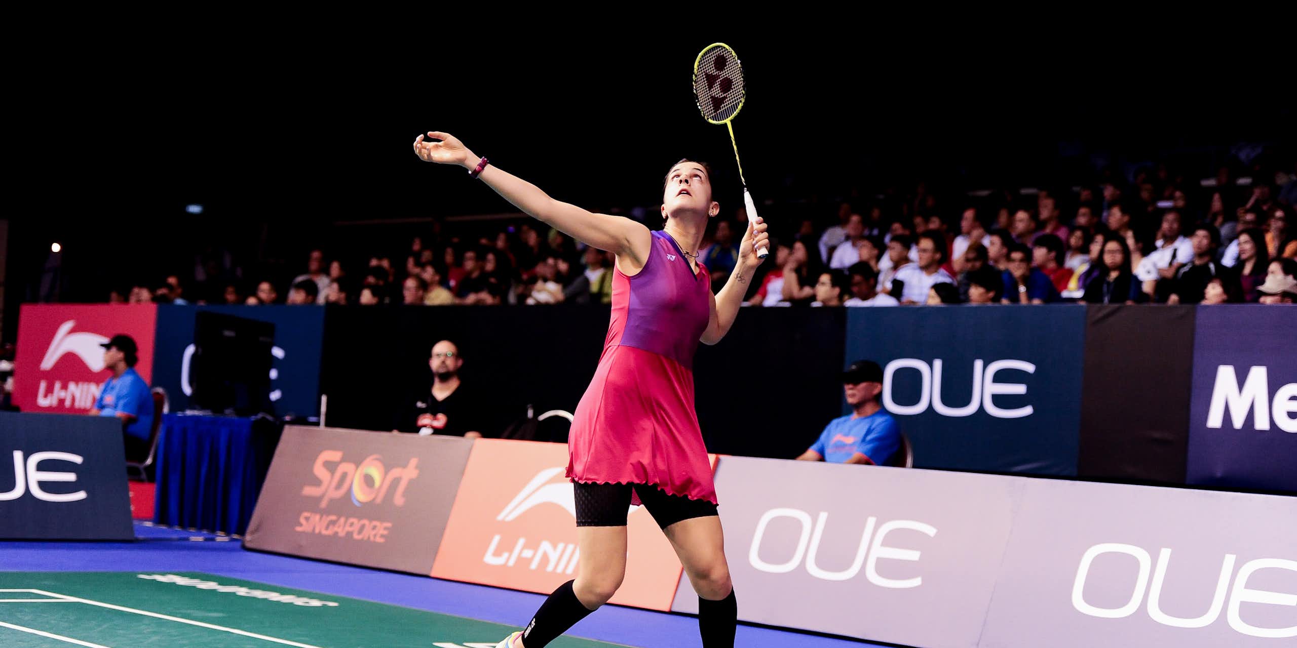Carolina Marín (España) contra Akane Yamaguchi (Japón) en los cuartos de final de la OUE Singapur 2016.