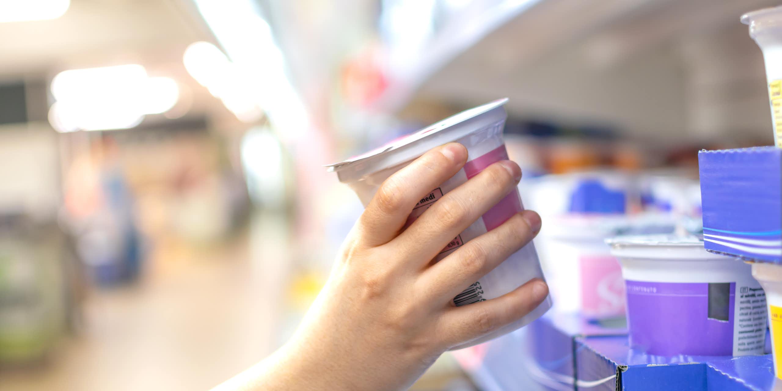 ¿Existen los yogures de sabores? En realidad, no