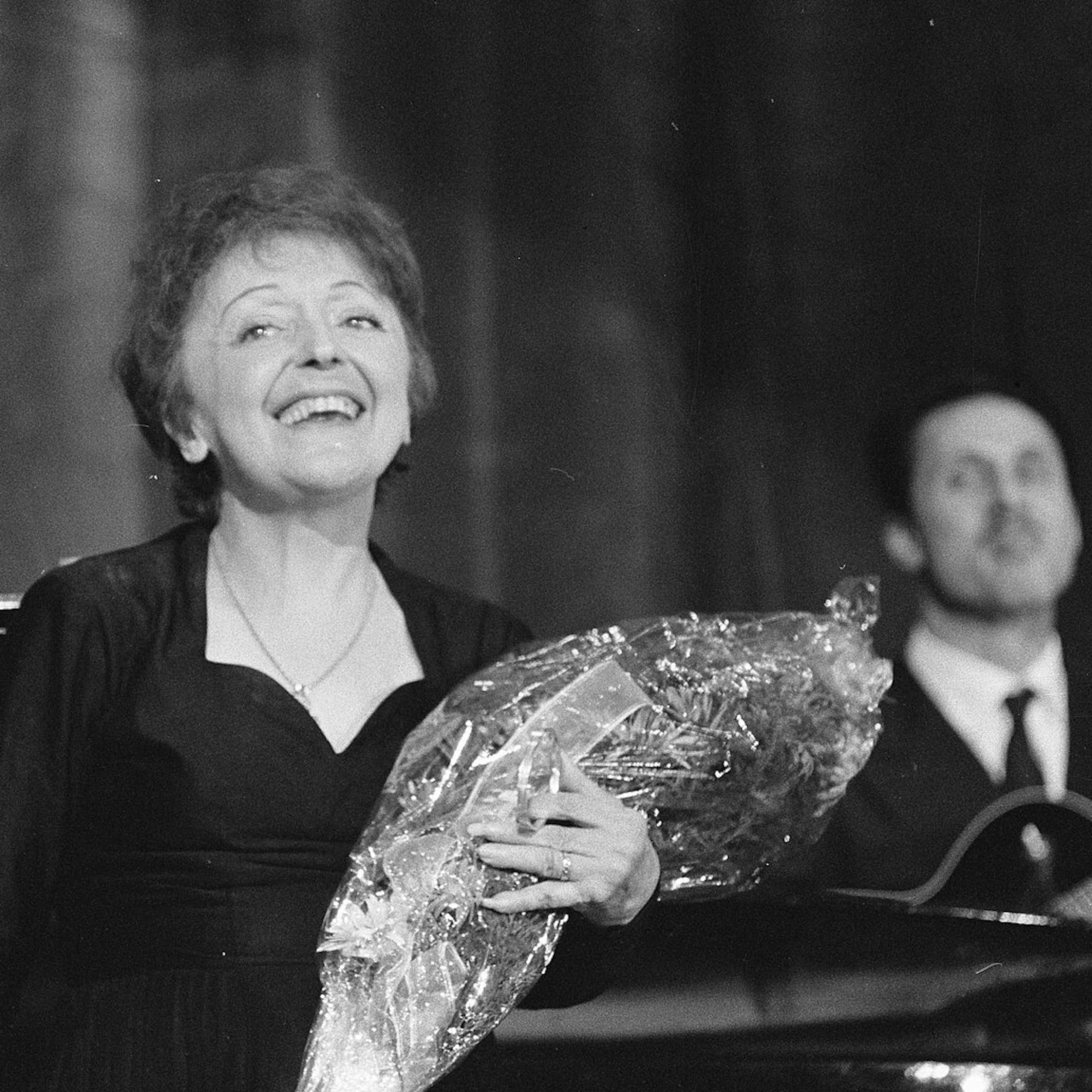 La trágica y apasionada historia de L'Hymne à l'amour